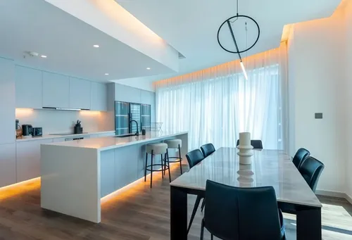 2 Bedrooms Apartment in Aurora Tower, Marina Promenade