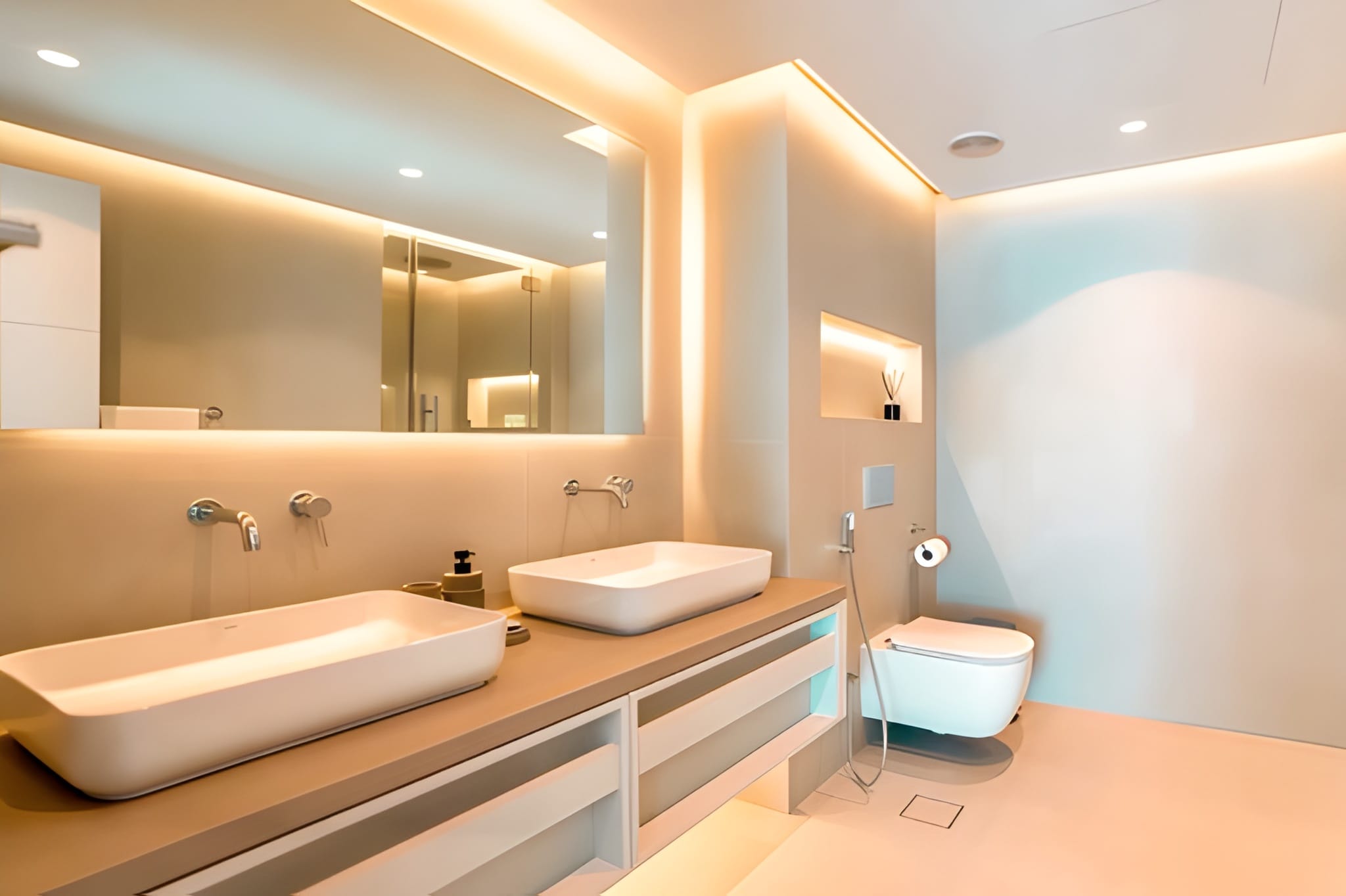 2 Bedrooms Apartment in Aurora Tower, Marina Promenade