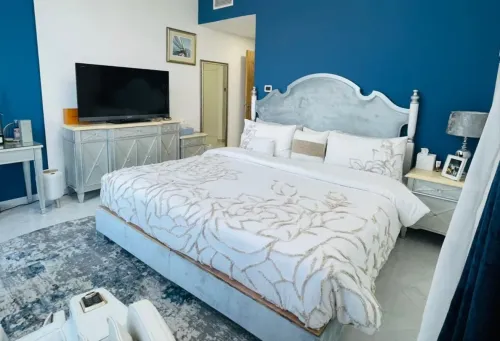 2 Bedrooms Apartment in Continental Tower