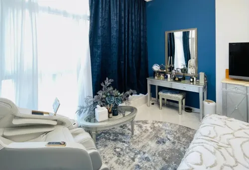 2 Bedrooms Apartment in Continental Tower