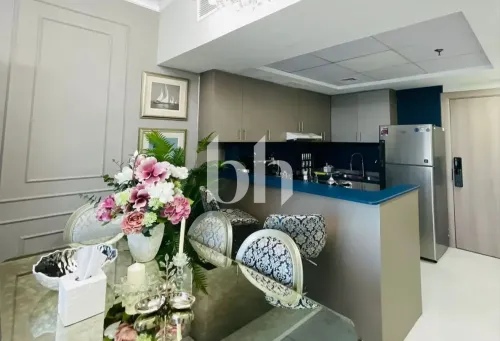 Furnished | High Floor | Partial Marina View