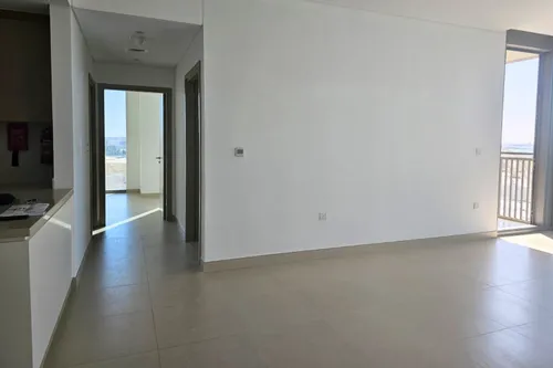 2 Bedrooms Apartment in 5242 Tower 1