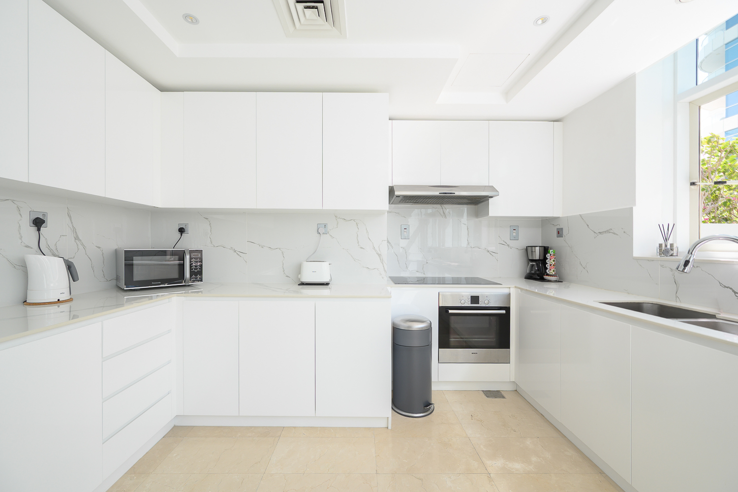 3 Bedrooms Apartment in Trident Waterfront