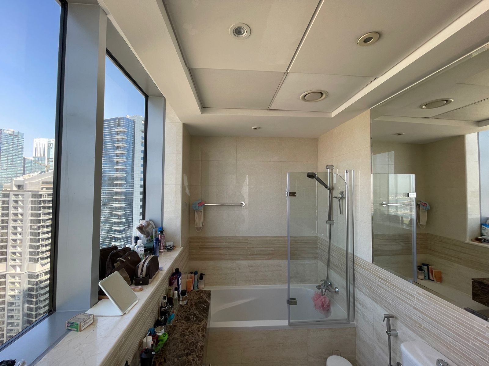 2 Bedrooms Apartment in Trident Grand Residence