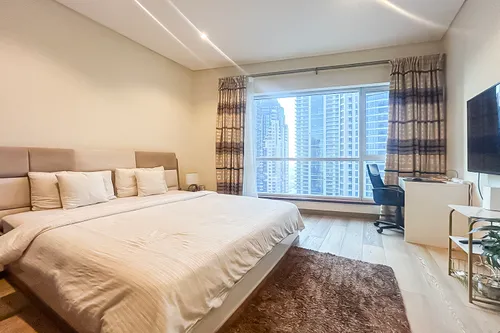 3 Bedrooms Apartment in Marina Heights