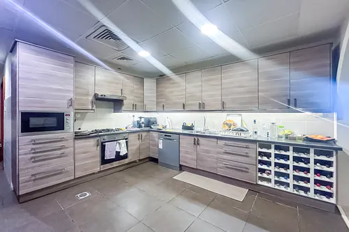 3 Bedrooms Apartment in Marina Heights