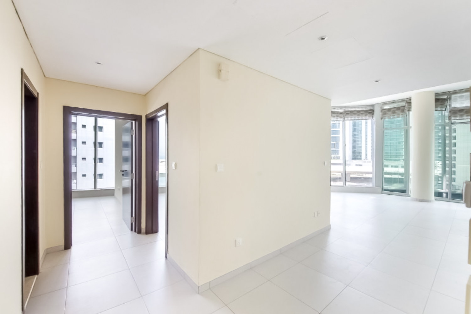 2 Bedrooms Apartment in Panoramic Tower