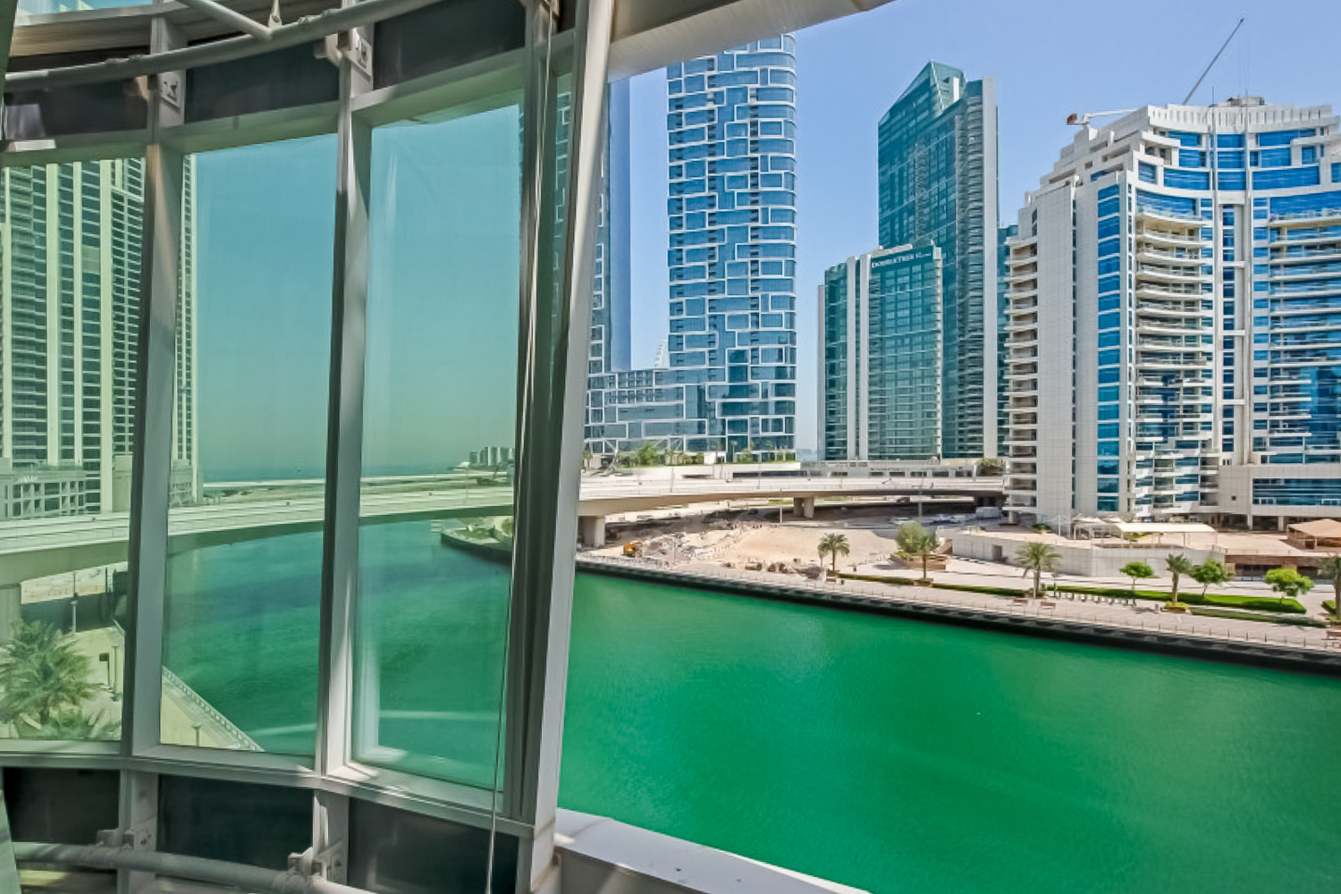 2 Bedrooms Apartment in Panoramic Tower