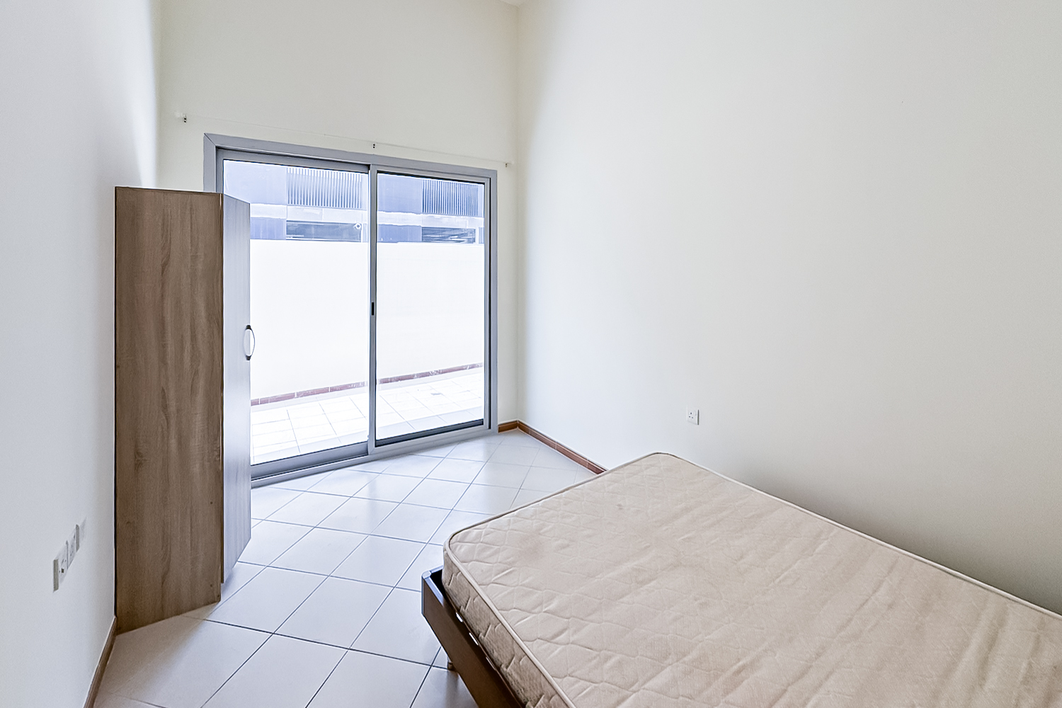 2 Bedrooms Apartment in Marina Diamond 2