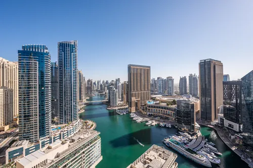 2 Bedrooms Apartment in Marina Quays West