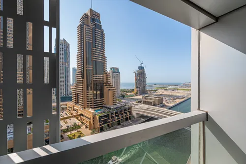 1 Bedroom Apartment in Cayan Tower