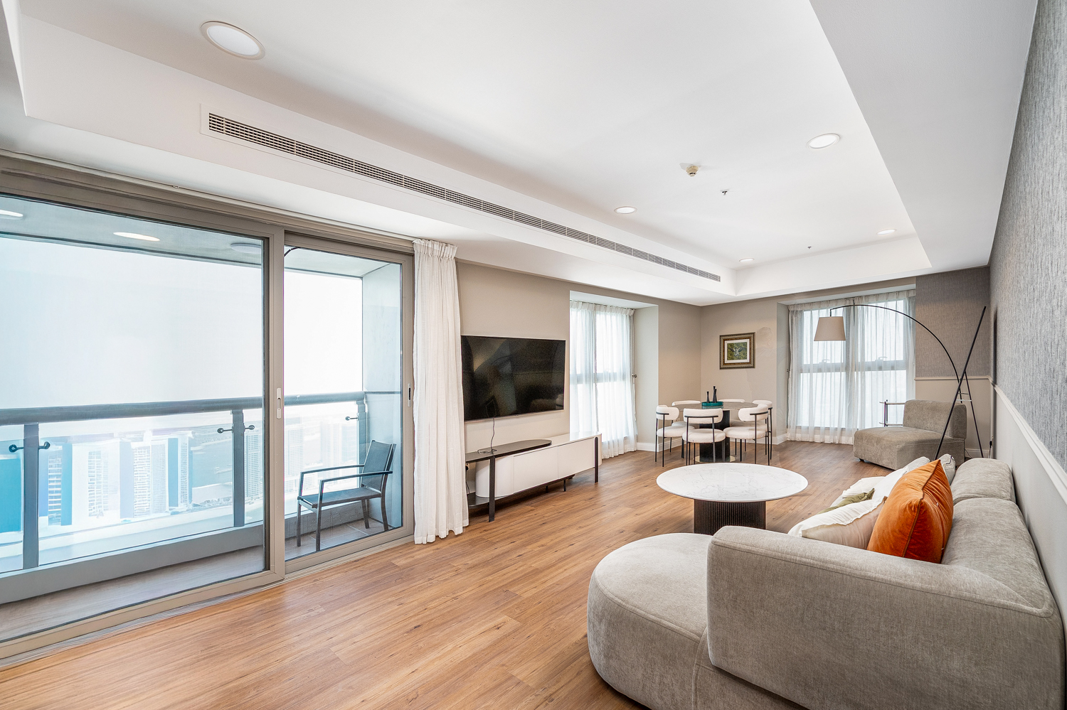 3 Bedrooms Apartment in Princess Tower