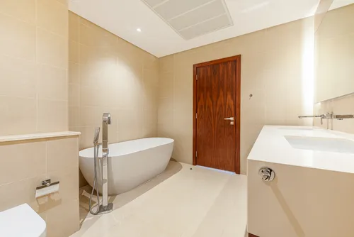 3 Bedrooms Apartment in Marina Gate 2