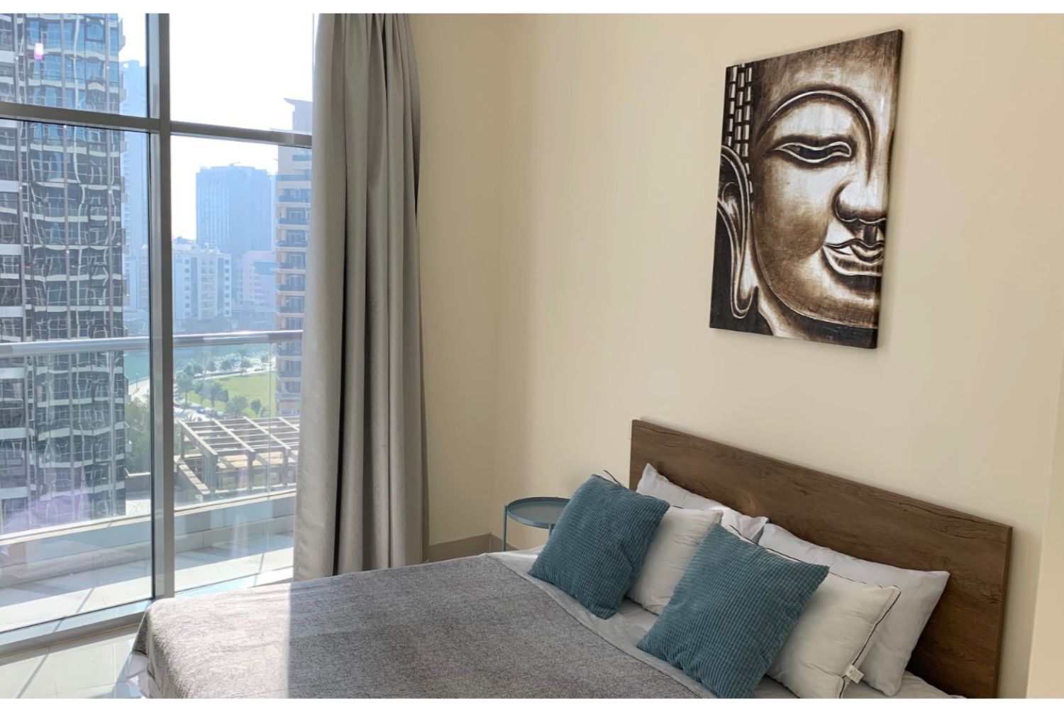 3 Bedrooms Apartment in Marina Wharf 2