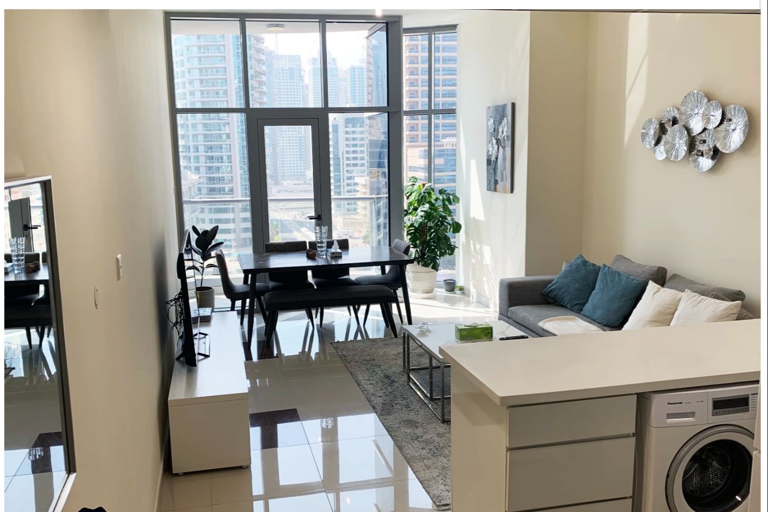 3 Bedrooms Apartment in Marina Wharf 2