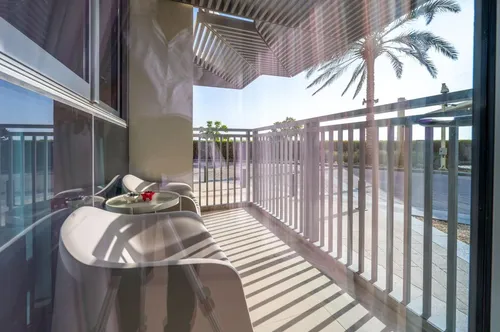 2 Bedrooms Apartment in 5242 Tower 2