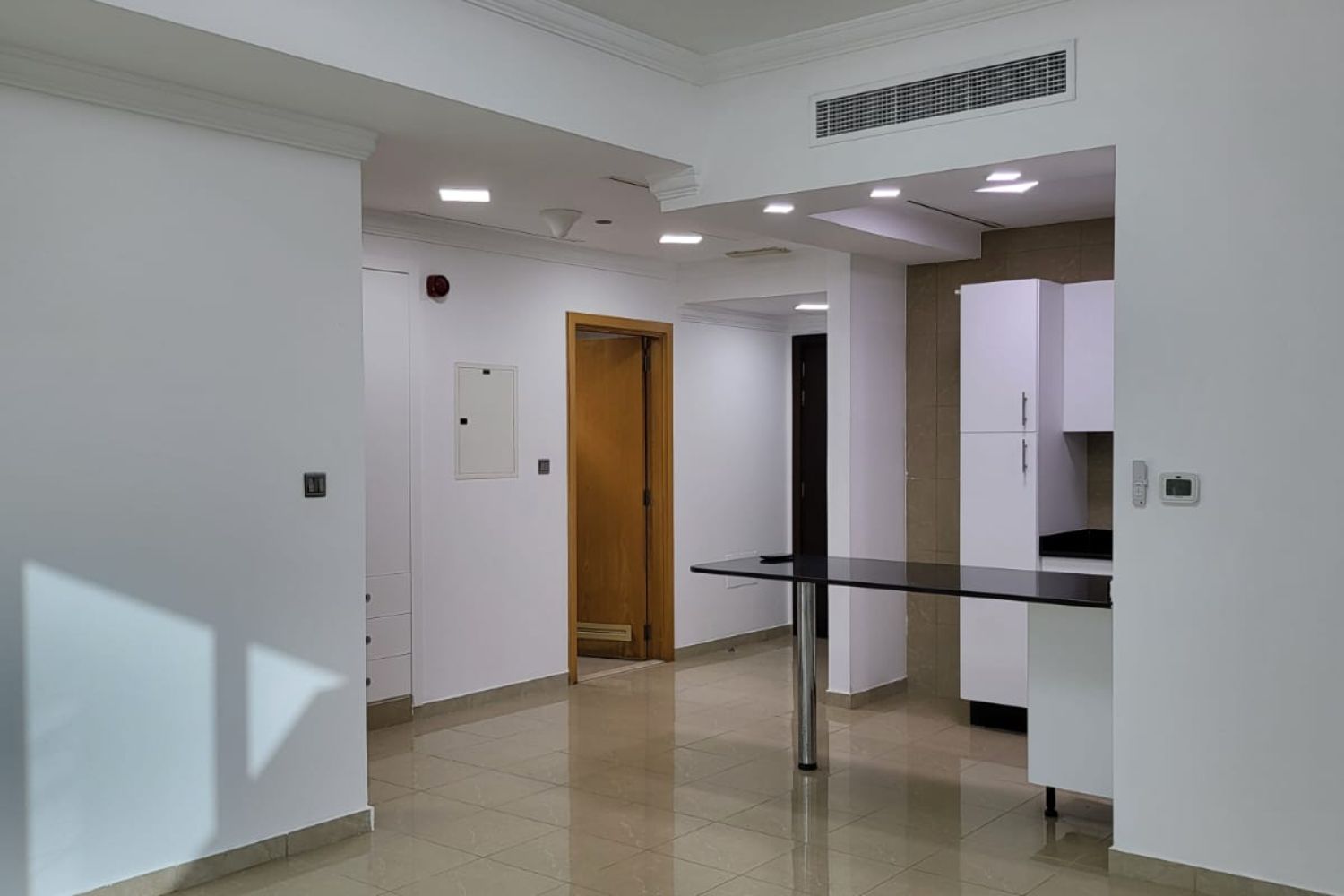 1 Bedroom Apartment in Marina Crown