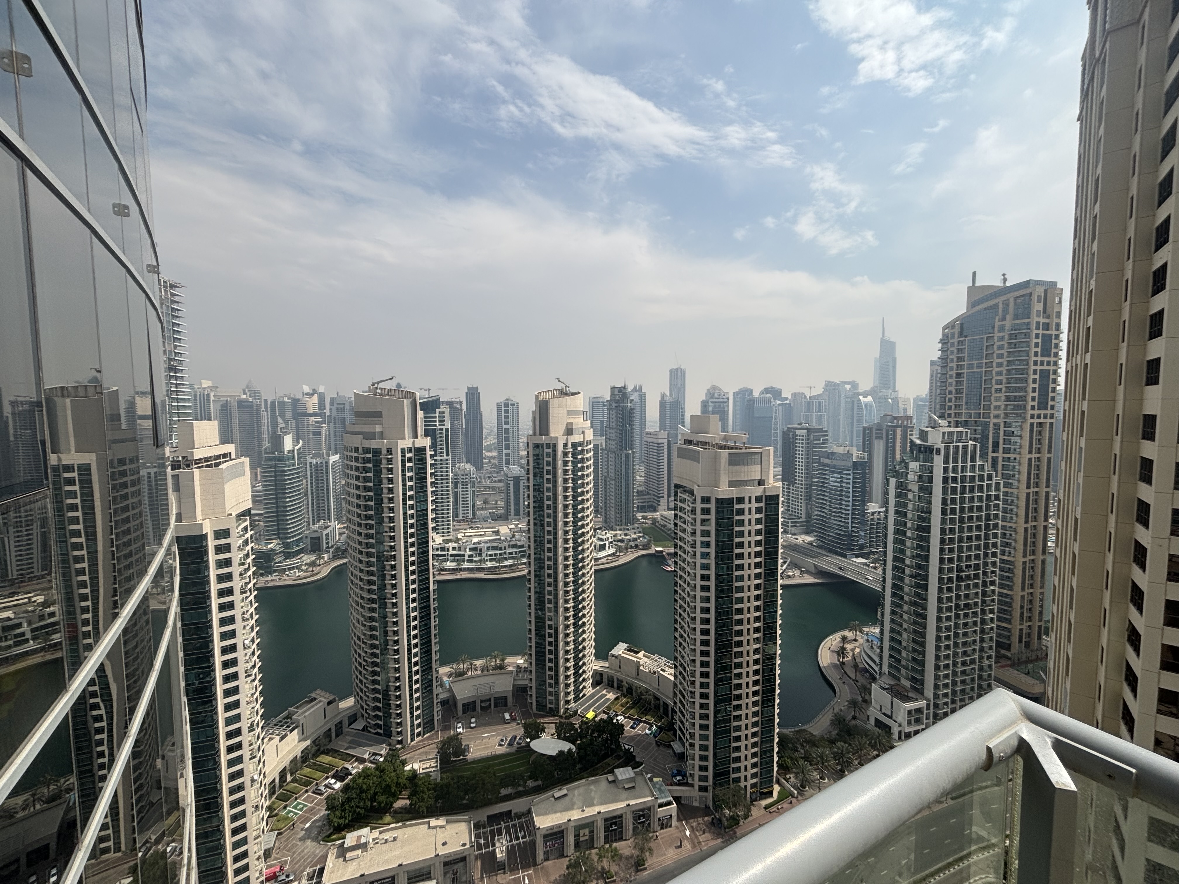 2 Bedrooms Apartment in Trident Grand Residence