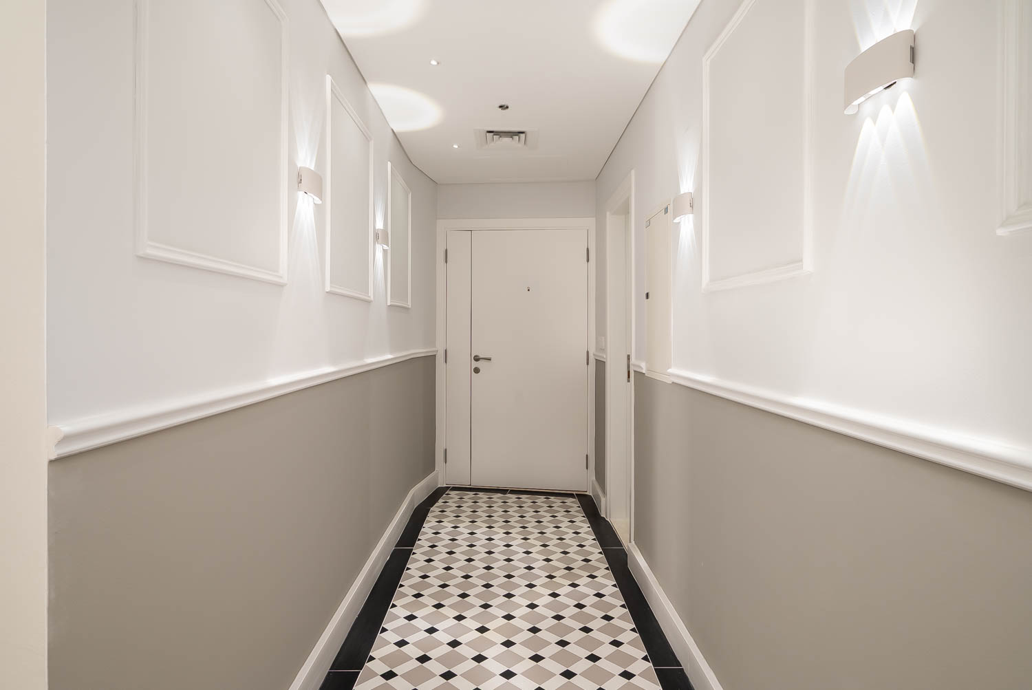 2 Bedrooms Apartment in Ocean Heights