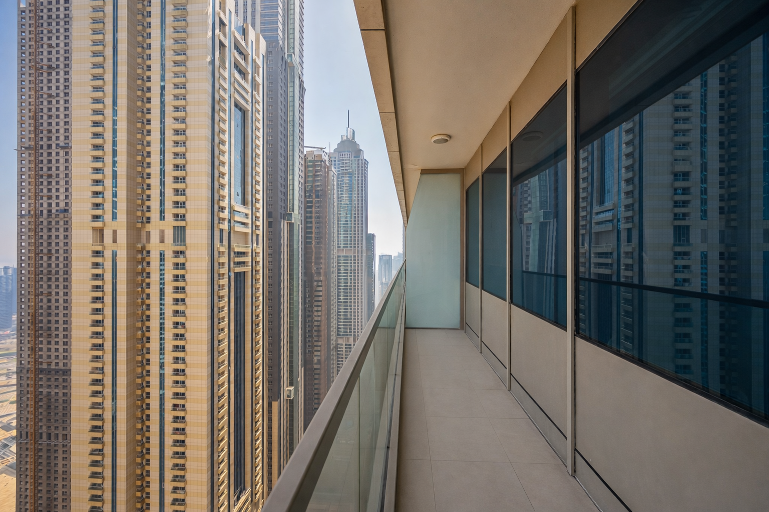 2 Bedrooms Apartment in Ocean Heights