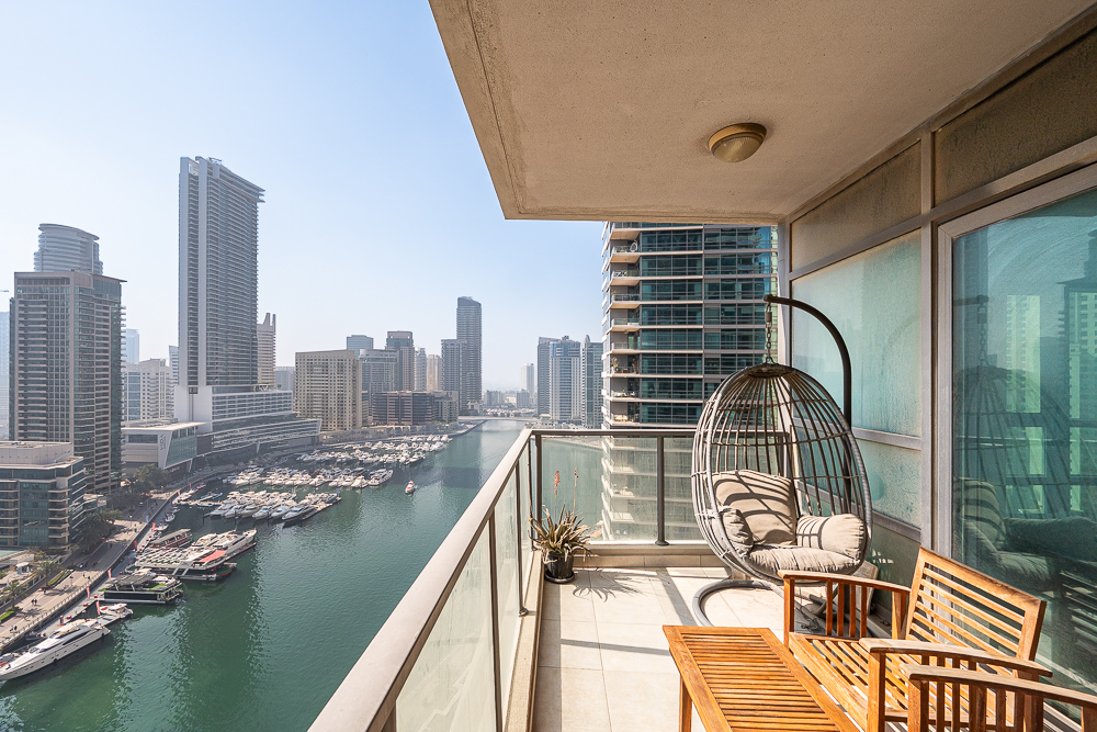 2 Bedrooms Apartment in Marina Quays West