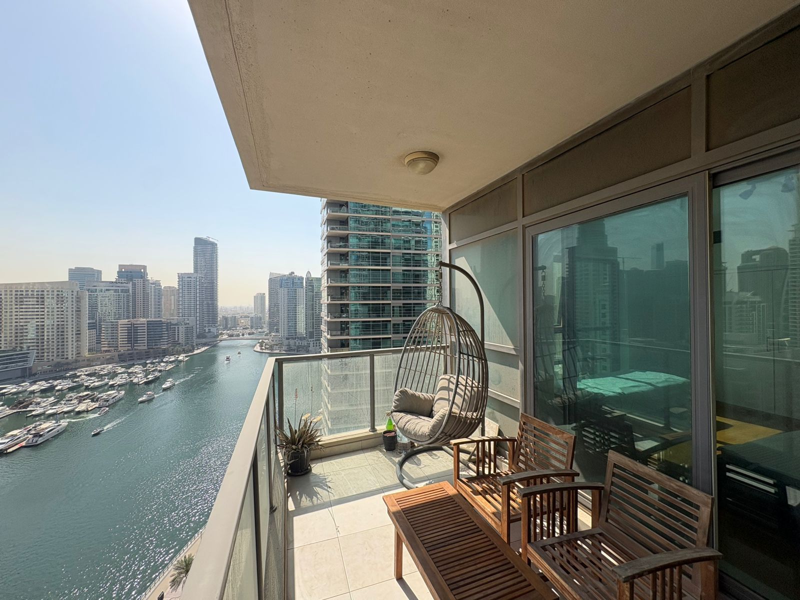 2 Bedrooms Apartment in Marina Quays West