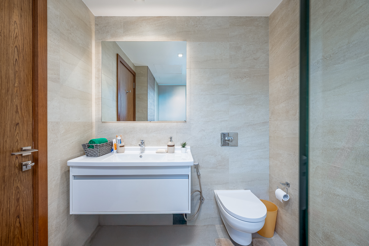 2 Bedrooms Apartment in No.9