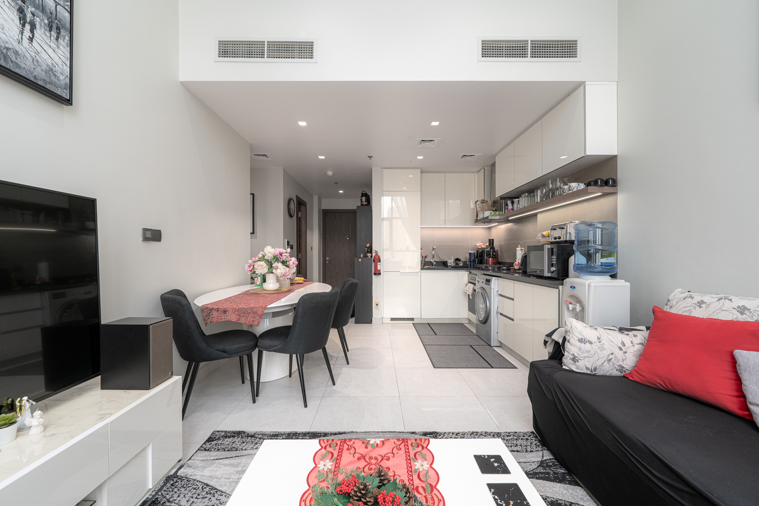 2 Bedrooms Apartment in No.9