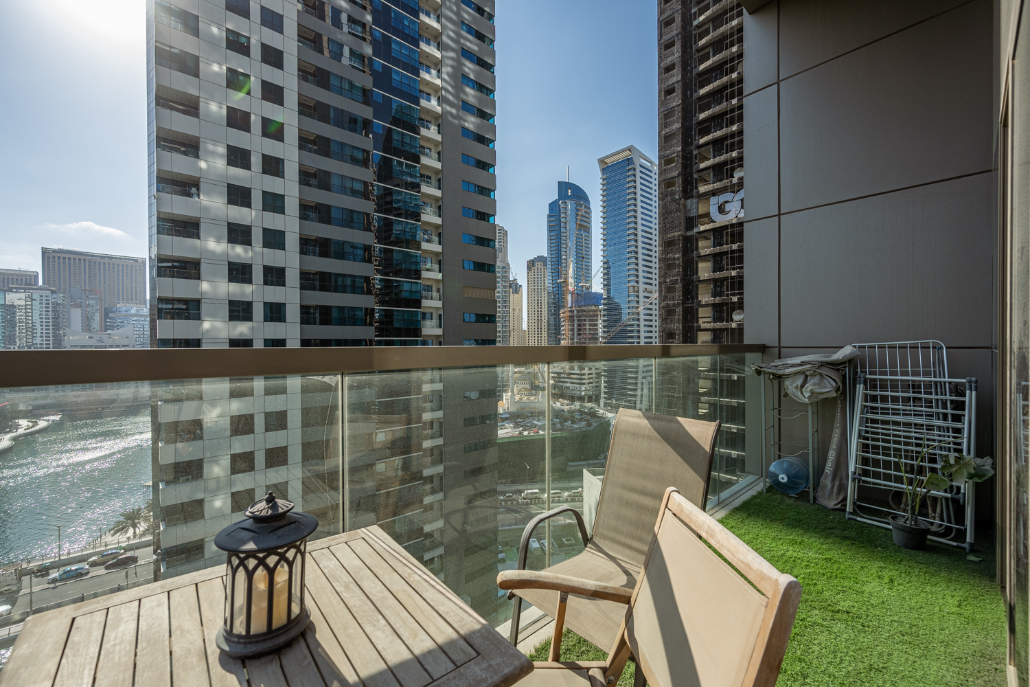 2 Bedrooms Apartment in No.9