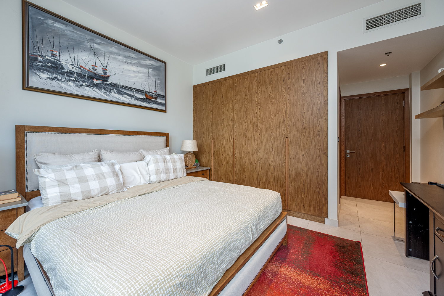 2 Bedrooms Apartment in No.9