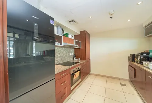 2 Bedrooms Apartment in Marina Quays East