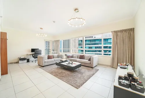 2 Bedrooms Apartment in Marina Quays East