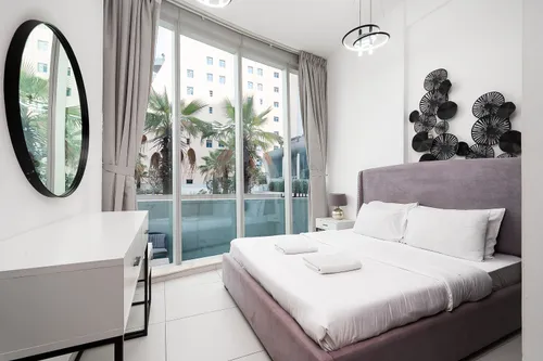 2 Bedrooms Apartment in Panoramic Tower