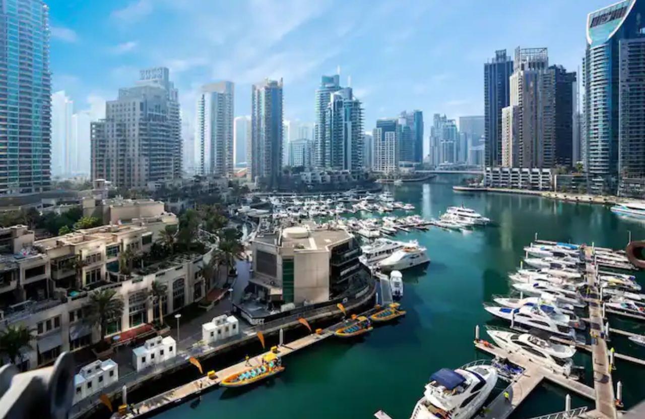 3 Bedrooms Apartment in Marina Gate 1