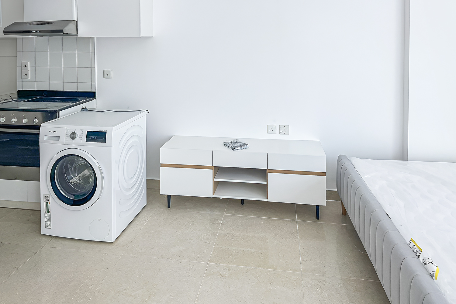  Apartment in Yacht Bay