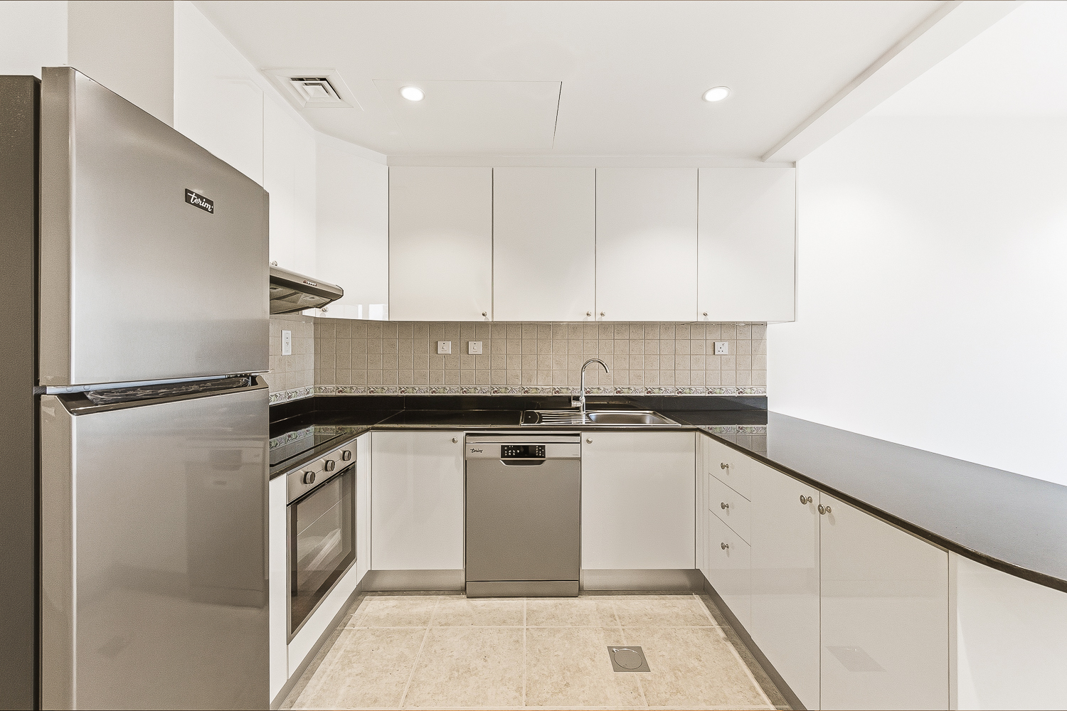 2 Bedrooms Apartment in Elite Residence