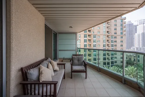 1 Bedroom Apartment in Al Mesk Tower