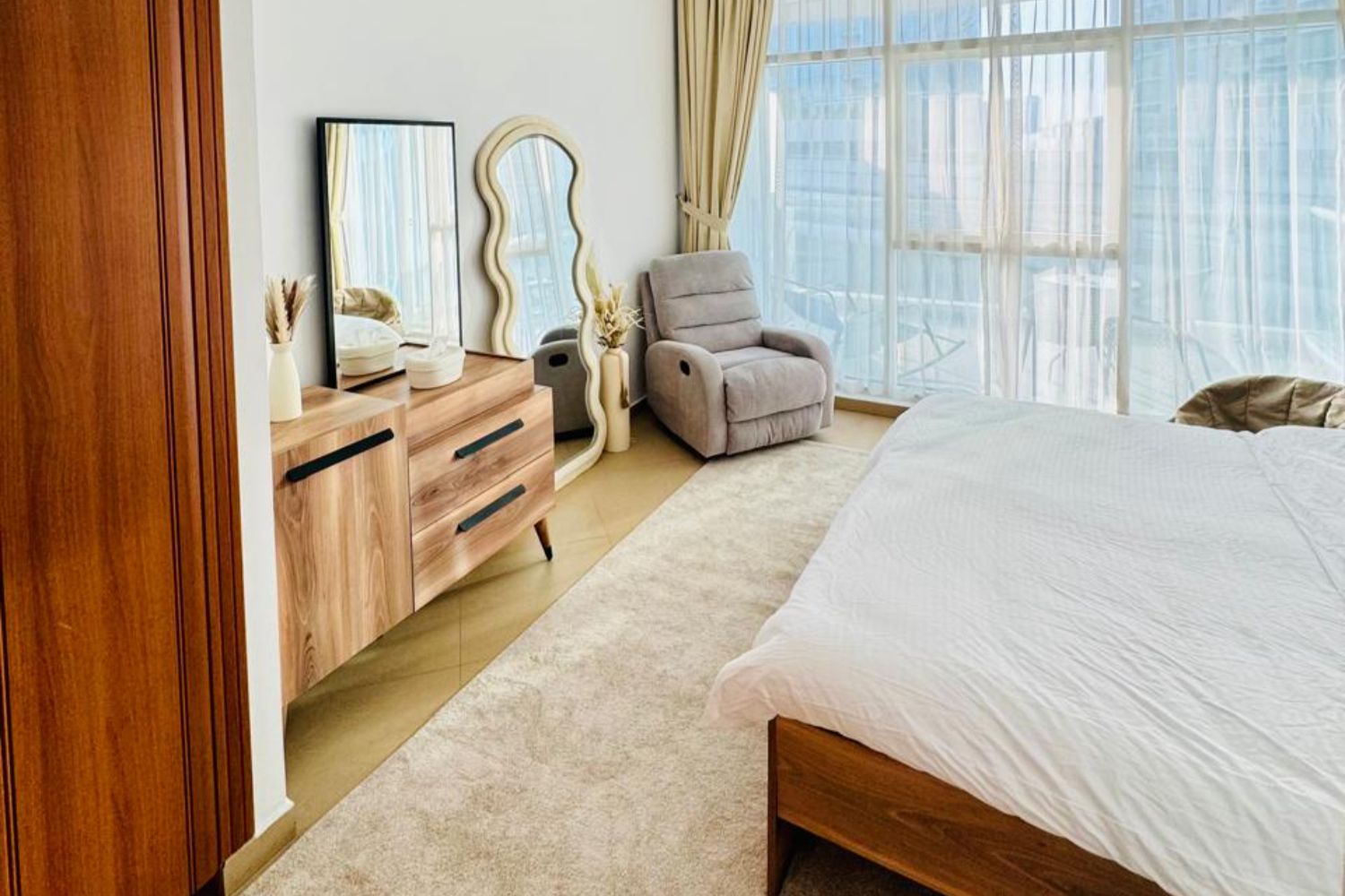 1 Bedroom Apartment in Dorra Bay