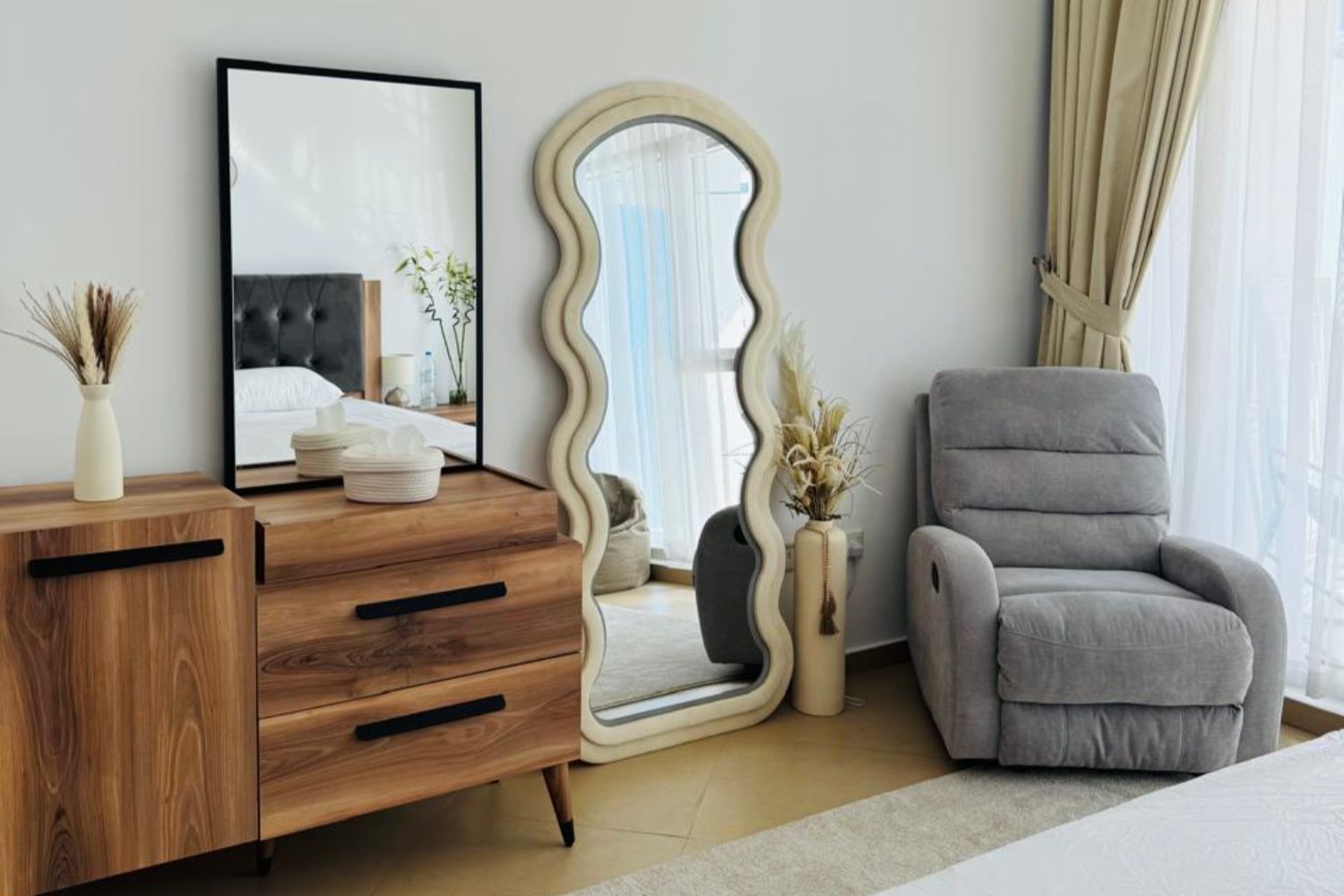 1 Bedroom Apartment in Dorra Bay