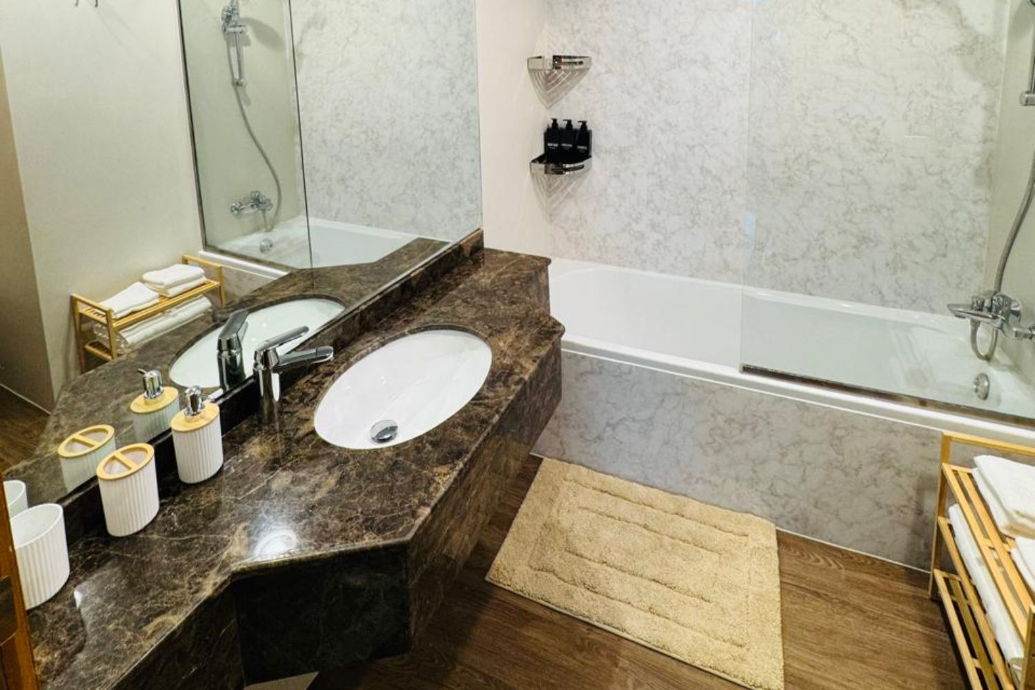 1 Bedroom Apartment in Dorra Bay