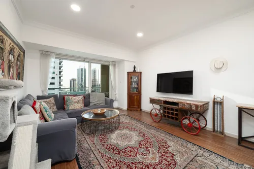 2 Bedrooms Apartment in Marina Heights