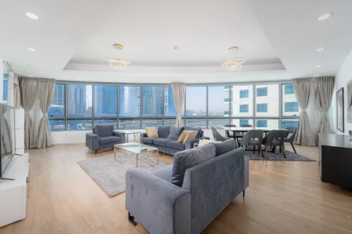 4 Bedrooms Apartment in Horizon Tower