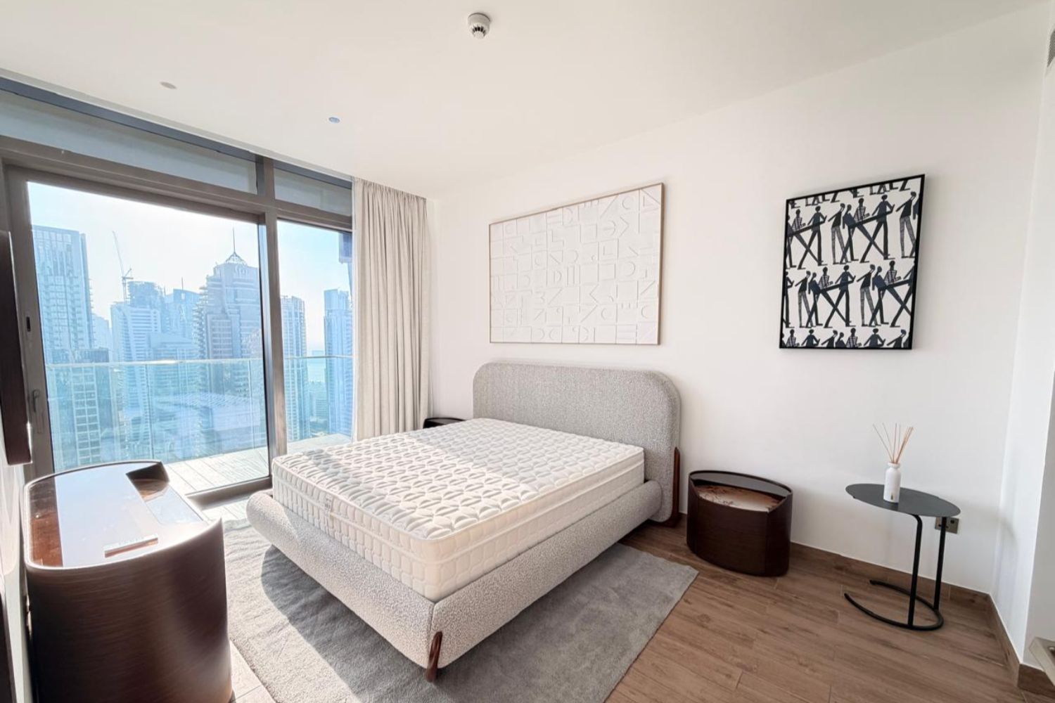 1 Bedroom Apartment in Jumeirah Living Marina Gate