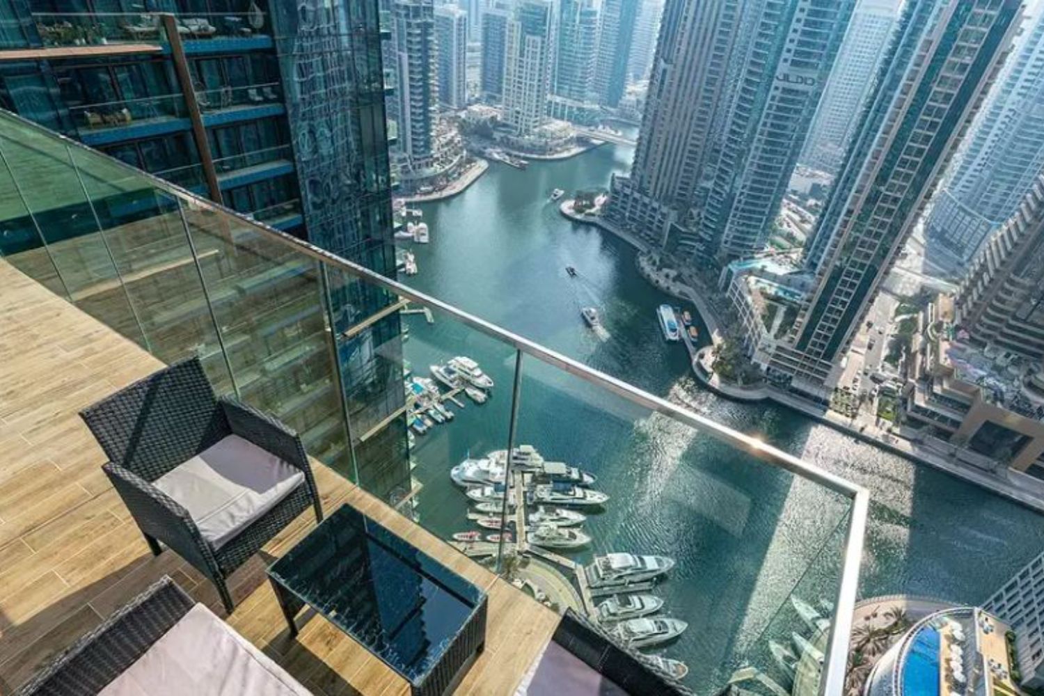 1 Bedroom Apartment in Jumeirah Living Marina Gate