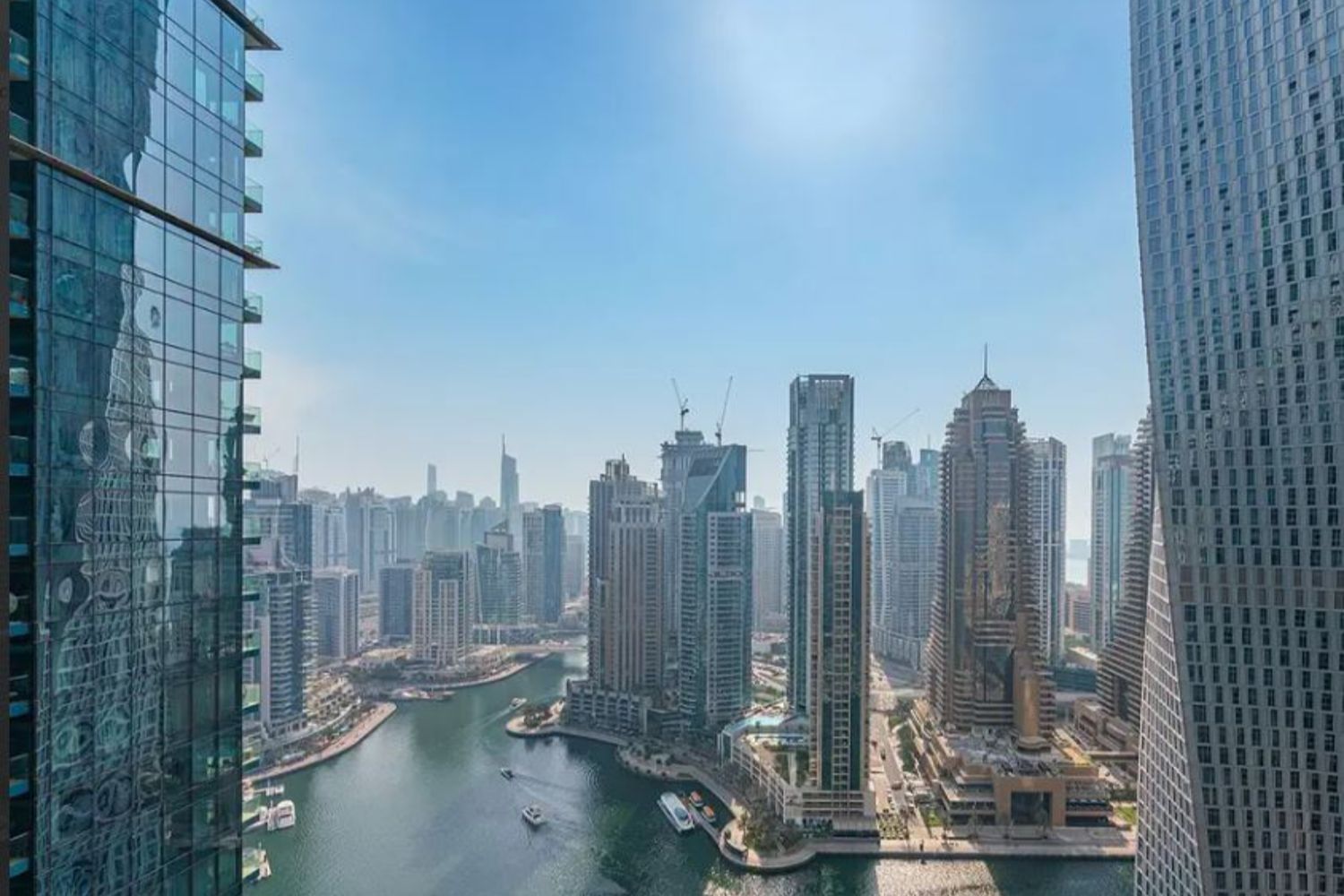 1 Bedroom Apartment in Jumeirah Living Marina Gate