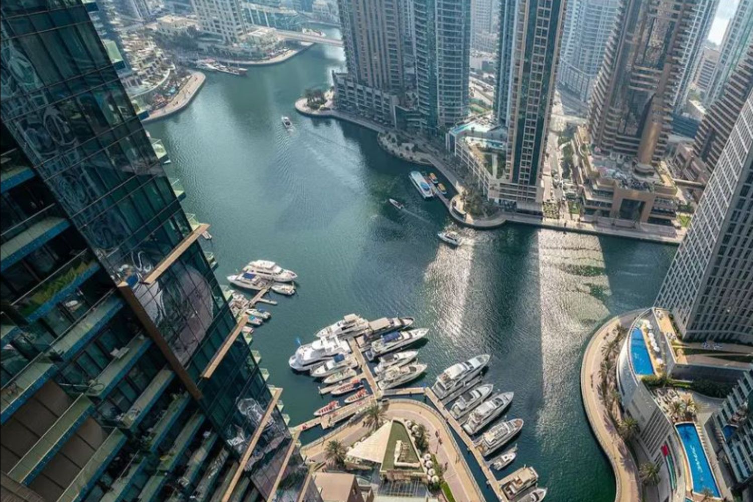 1 Bedroom Apartment in Jumeirah Living Marina Gate