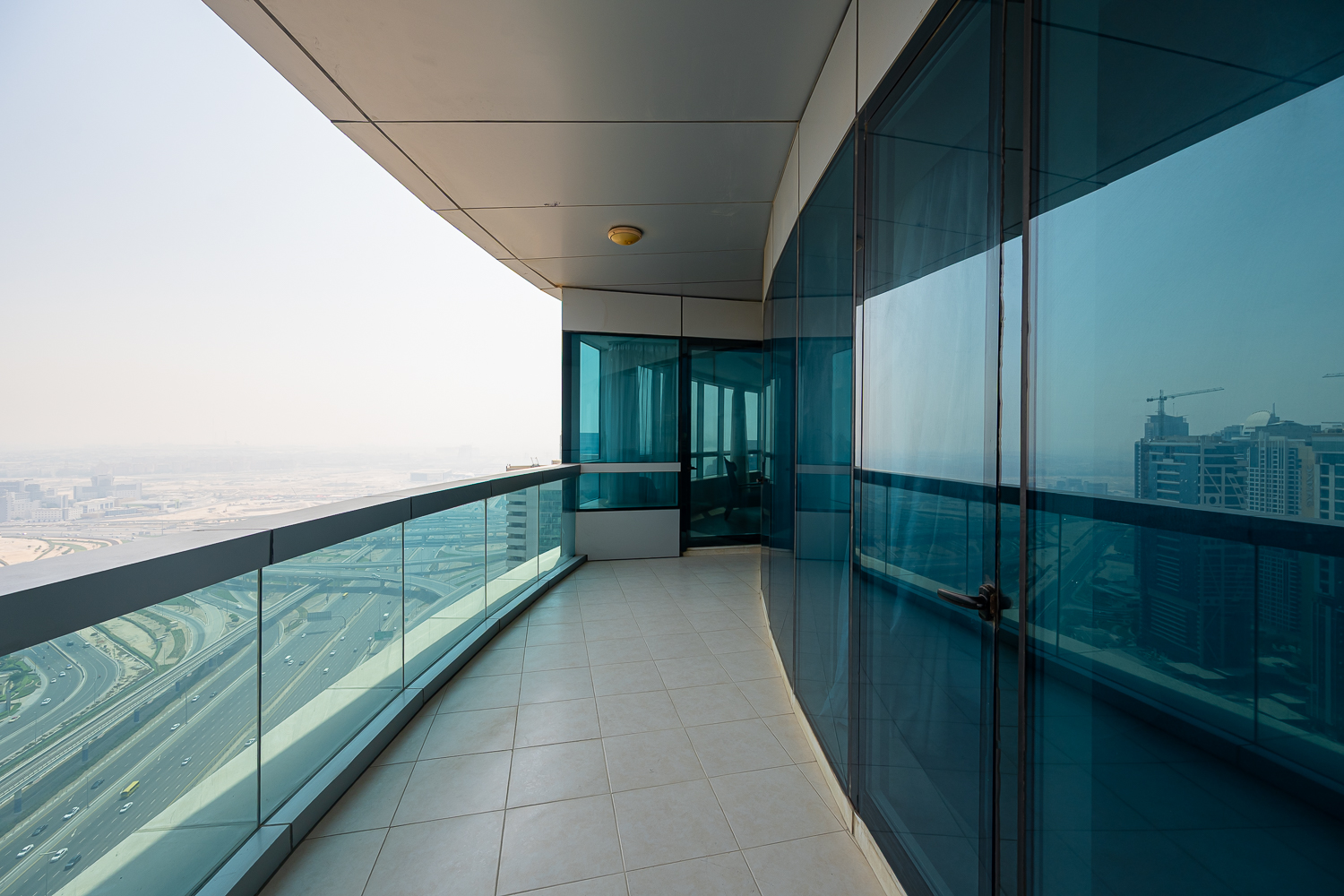 4 Bedrooms Apartment in Horizon Tower