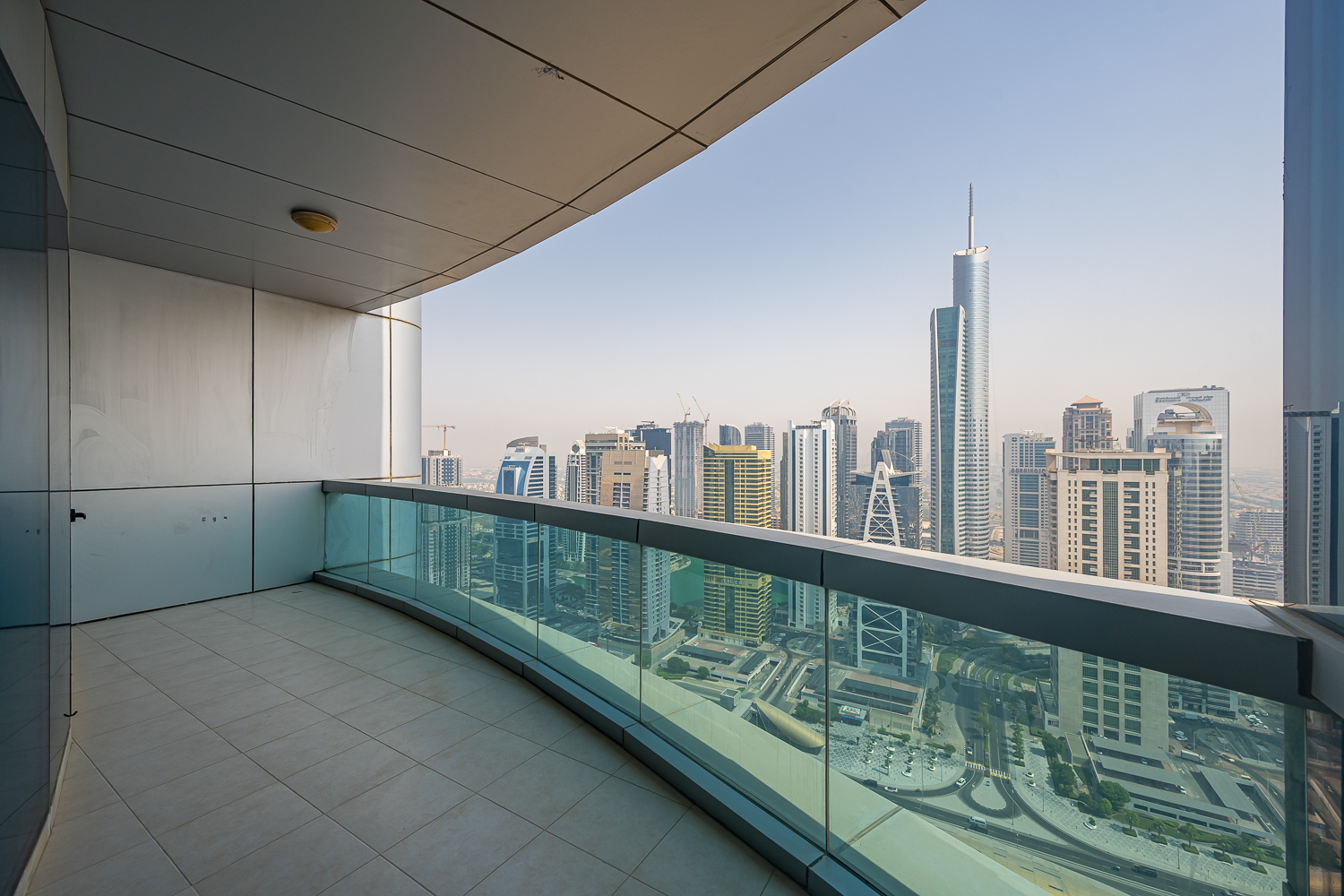 4 Bedrooms Apartment in Horizon Tower