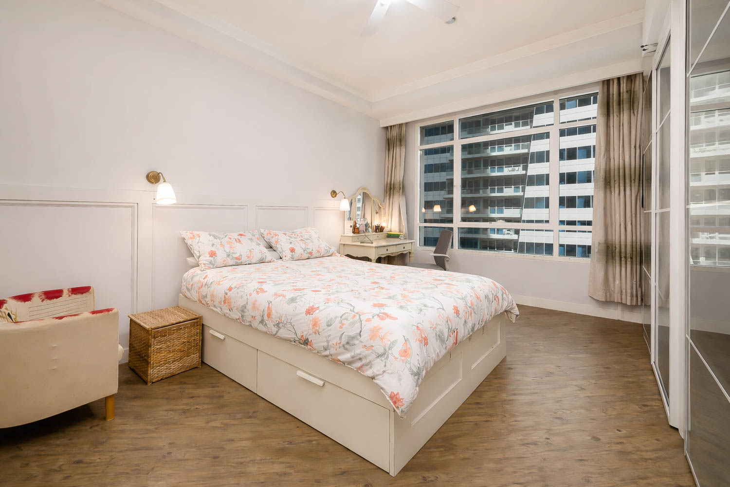 2 Bedrooms Apartment in Marina Crown