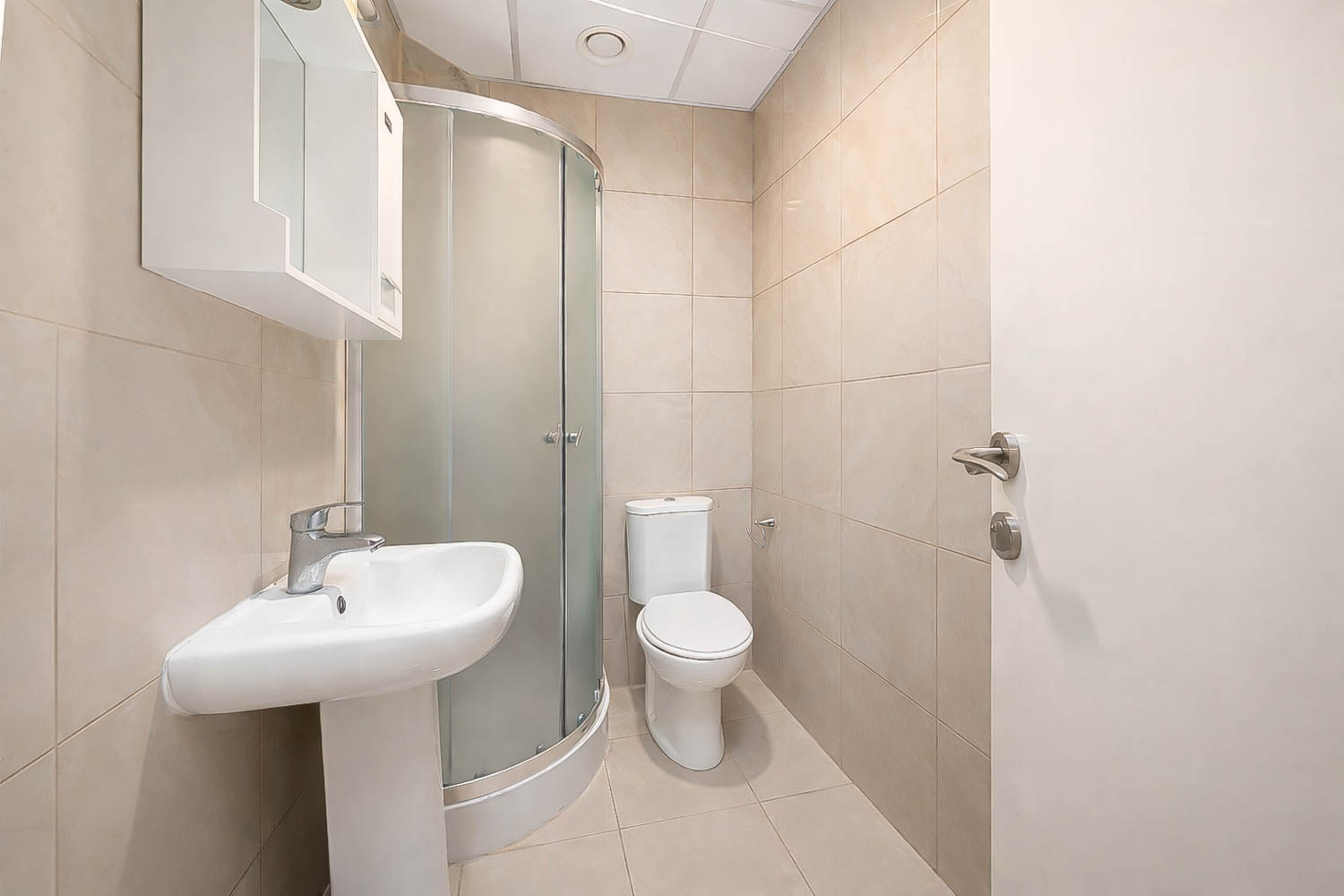 2 Bedrooms Apartment in Marina Crown